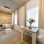 Apartamento Rákosárna Suites&apartments *