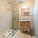 Rákosárna Suites&apartments Apartamento *