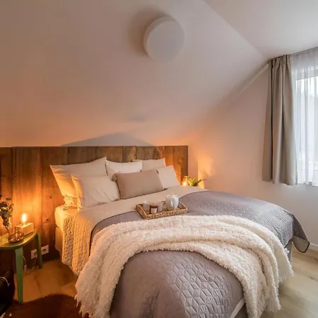 Apartmán Rakosarna & *
