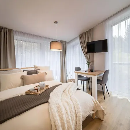 Apartmán Rakosarna & *