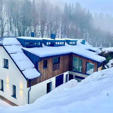 Rakosarna & Apartmán *