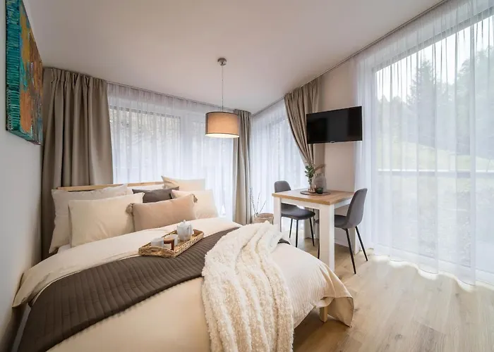 Apartmán Rakosarna & *